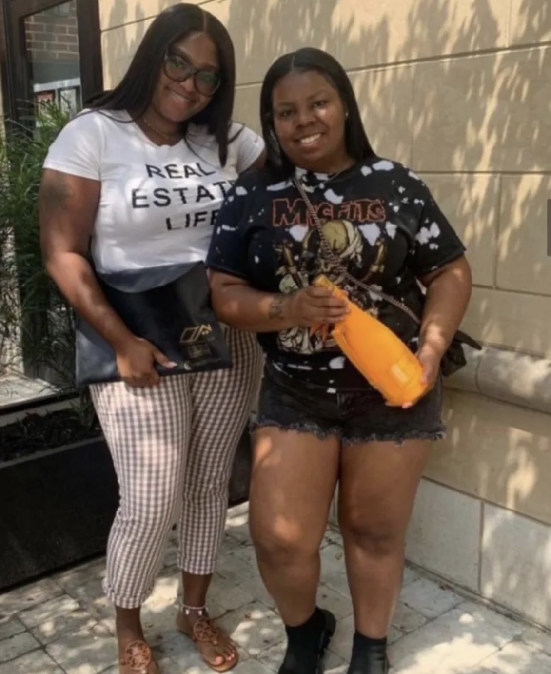 Client signing closing documents